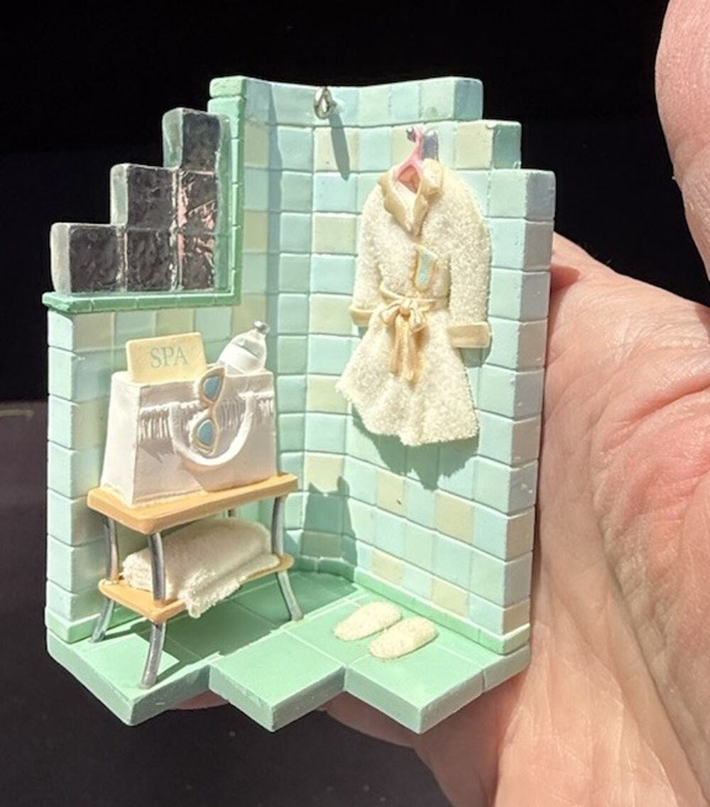 Vtg Hallmark Keepsake Barbie Spa Day Christmas Ornament No Box LO11